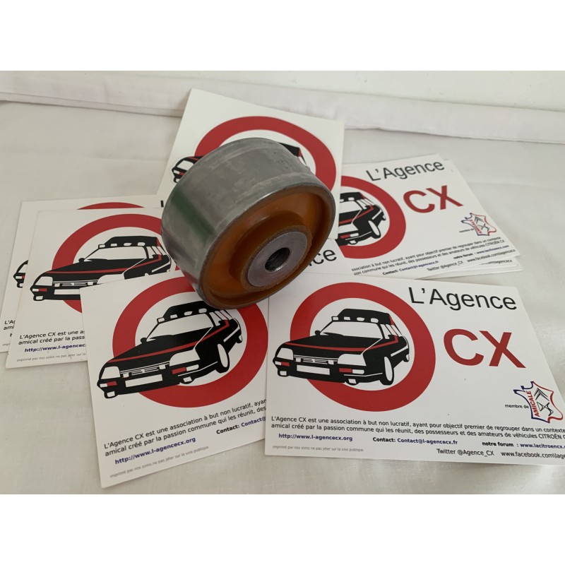 Sleeve for upper aluminum engine mount refurbishment